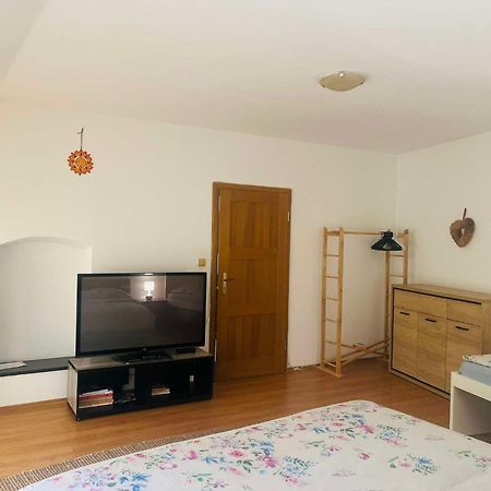 Apartman U Slunecnice Husinetz Kültér fotó